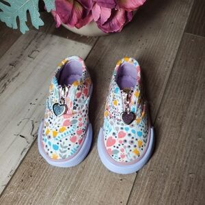 Poll Parrot Floral Baby Girl Shoes Sneakers Size 2M NWOT